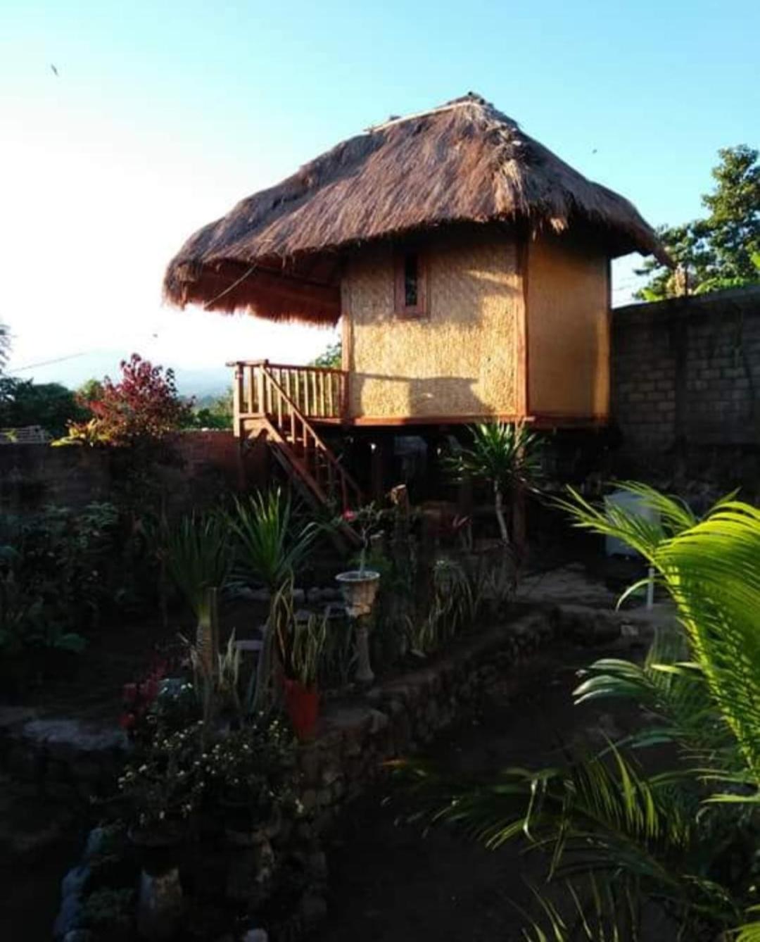 Akria Bed And Breakfast Bayan Exterior photo