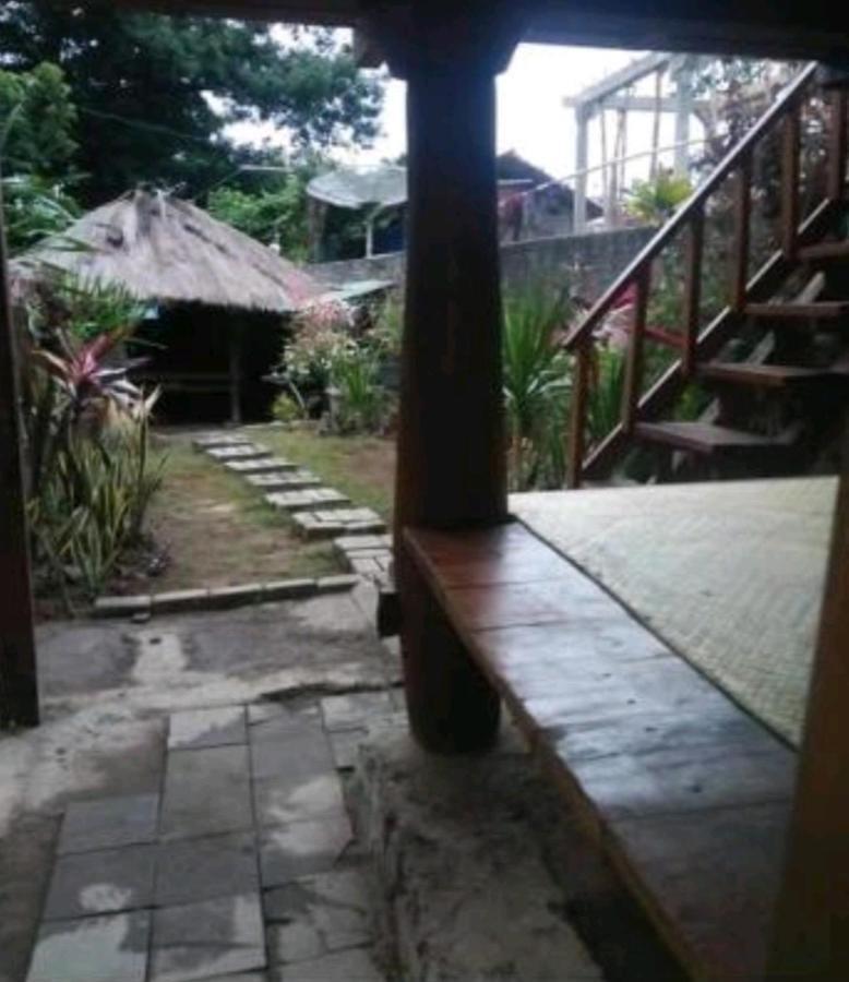 Akria Bed And Breakfast Bayan Exterior photo